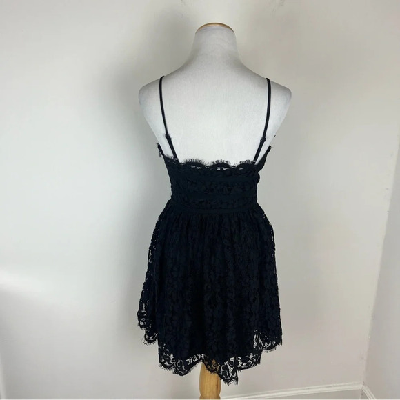NBD Revolve “Give it Up” Black Lace Going Out Dress Size XS - Picture 4 of 6